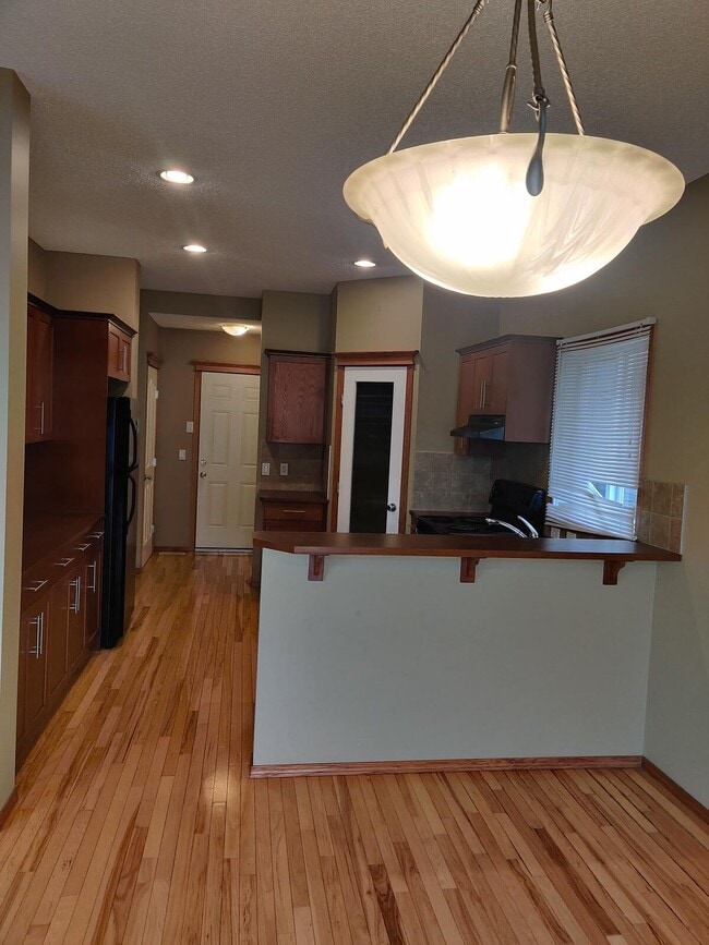 Photo - 9015 Royal Oak Way NW (Calgary, AB) House