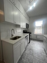 Building Photo - 206 Jewett Ave