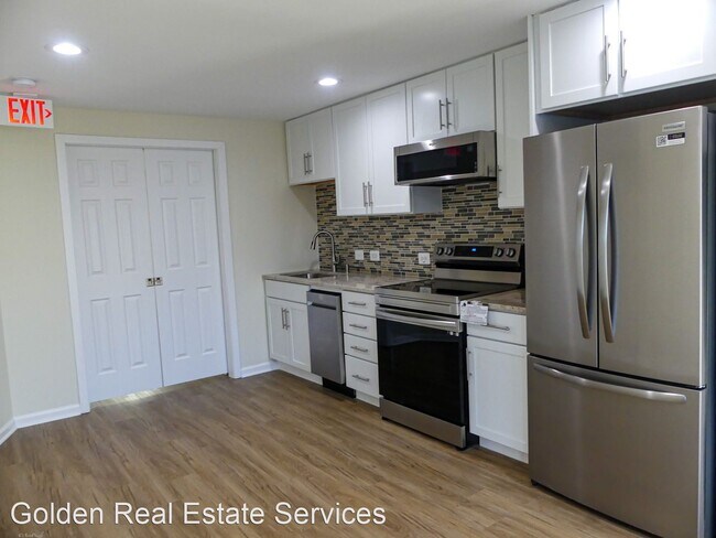 Building Photo - 1 br, 1 bath House - 773 Station Street Su...