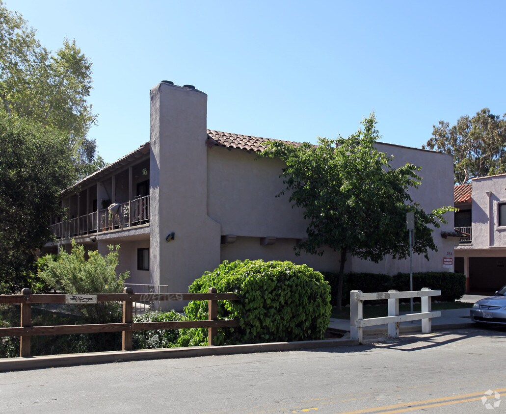 Building Photo - 551 W Pueblo St