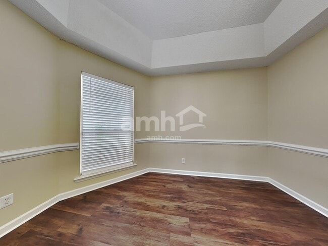 Building Photo - 102 Kathryns Ct