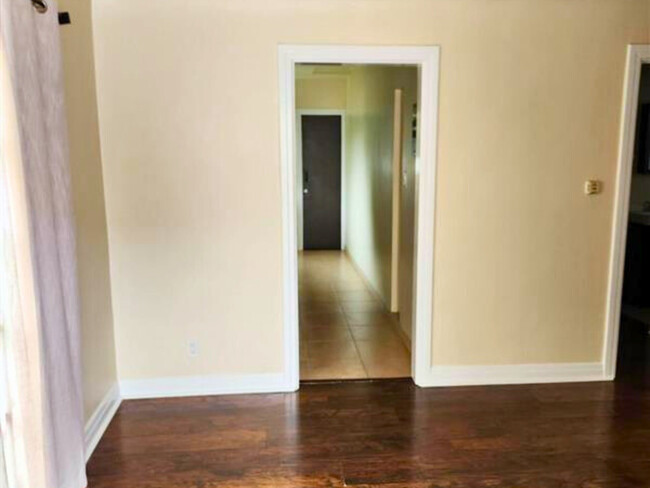 Foto del edificio - 2623 S Alma St