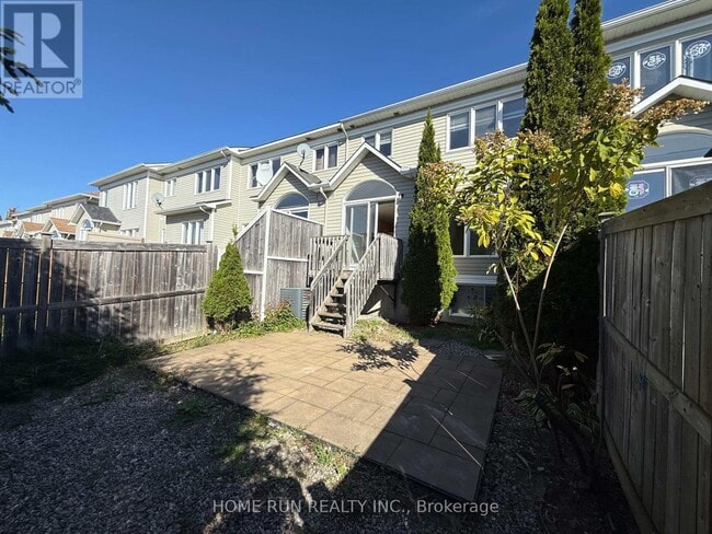 Building Photo - 128 Sorento St