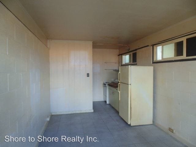 Building Photo - 471 Liholiho St