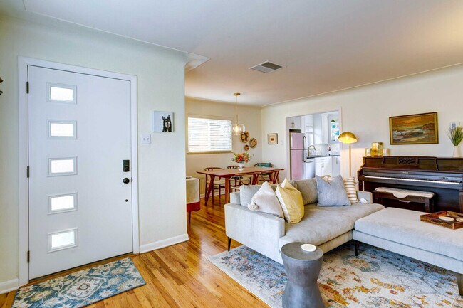 Foto del edificio - 3233 Ivy St