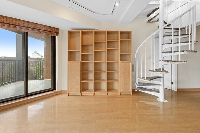 Building Photo - 60 Rantoul St