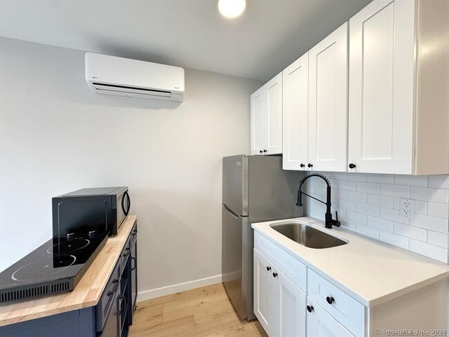 Building Photo - 51 Wall Street