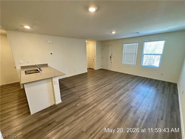 Building Photo - 4916 Apple Mesa Ave