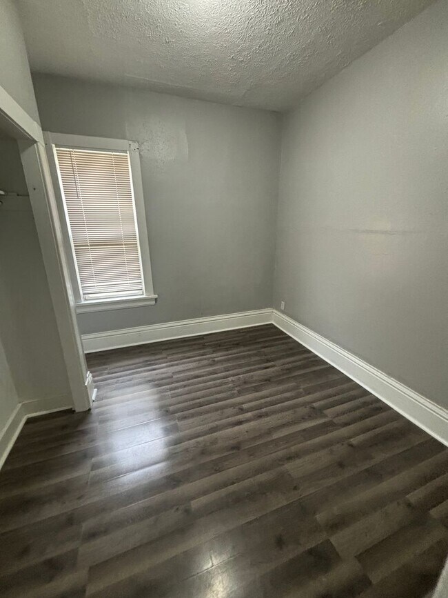 Foto del edificio - 2146 N 35th St