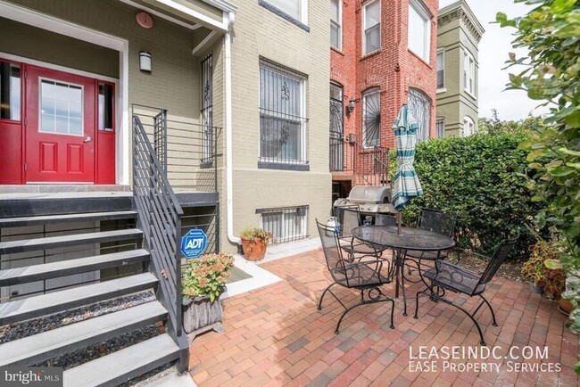 Photo - 207 R St NW Apartment