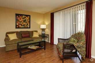 2BR,1.5BA - Apex Hoover