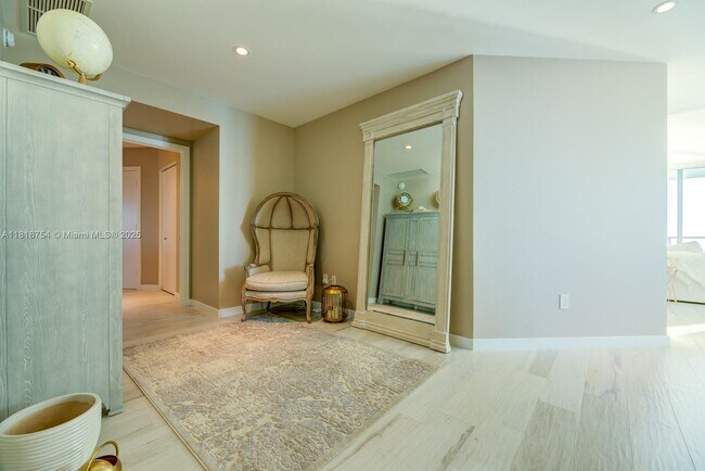 Foto del edificio - 480 NE 31st St