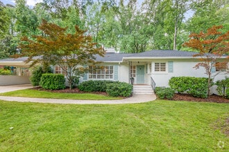 Building Photo - 5162 Lincrest Pl