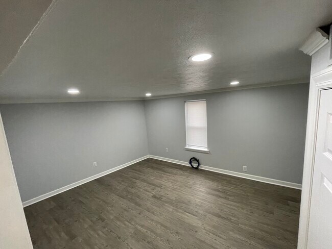 Living Room - 1101 Pennsylvania Ave