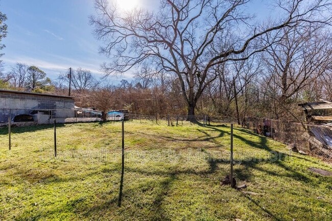 Foto del edificio - 2212 20th St N