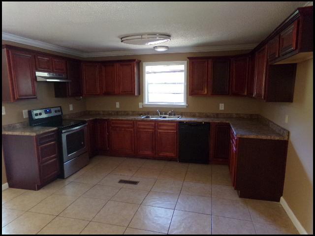 Foto del edificio - 9900 Pinnacle Valley Rd