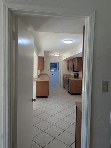 Building Photo - 4205 Avon Ct