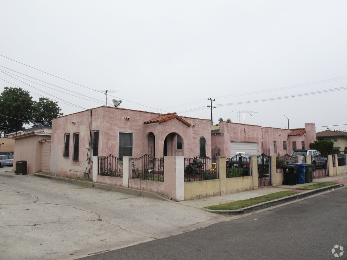 Building Photo - 625 N Wilmington Blvd