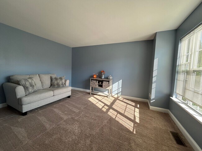 Foto del edificio - 84 Laks Ct