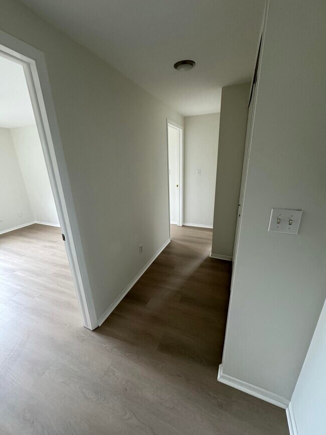 Foto del edificio - 3516 Beech Dr