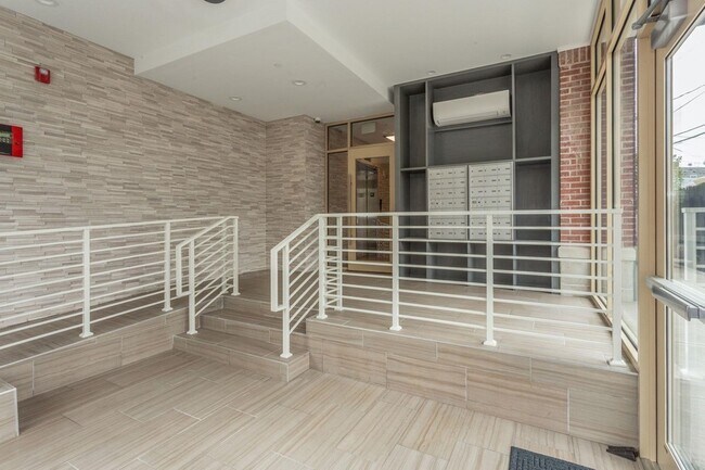 Foto del edificio - 3 Perrine Ave