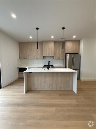 Building Photo - 7336 Flyers Wy