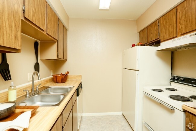 Interior Photo - Arbors at Town Square