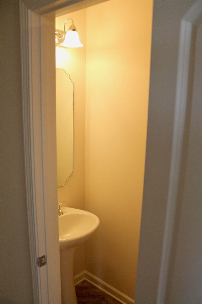 Building Photo - 78 Aleah Court