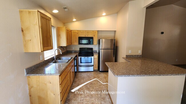 Building Photo - 210 Ascent Ct