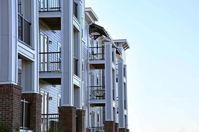 Photo - Oktiv Apartments