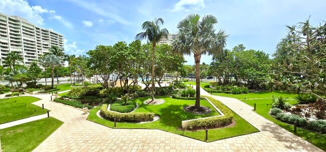 Building Photo - 4101 N Ocean Blvd