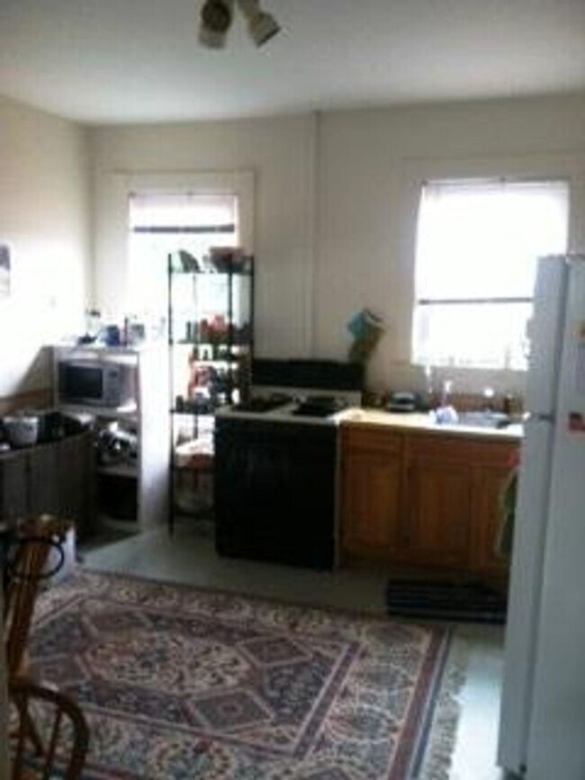 Foto del edificio - 222 Parker Hill Ave