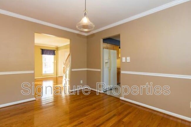 Building Photo - 8 Watermill Ct