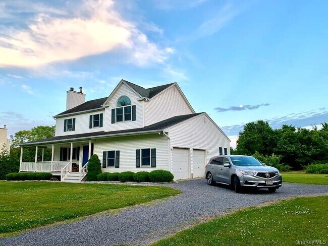 Building Photo - 265 Old Field Ct