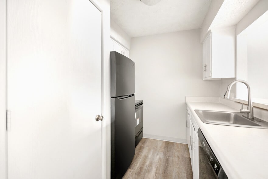 Kings Highlands Apartments