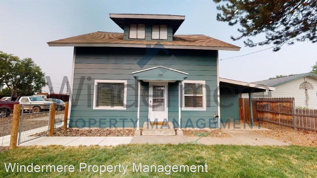 Primary Photo - 2 br, 1.5 bath House - 209 Bennett Street