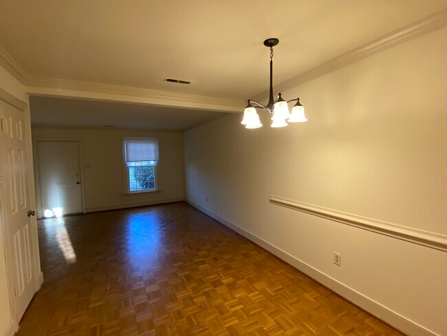 Building Photo - 3810 Hermitage Rd