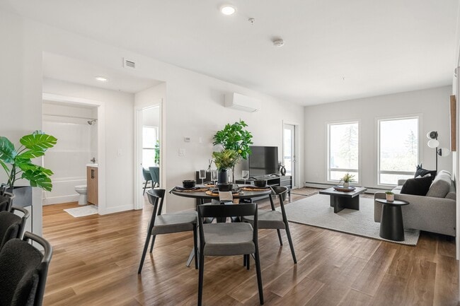 Building Photo - Stratus Apartments