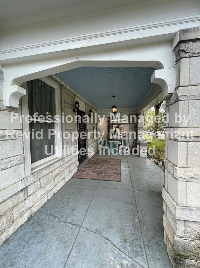 Foto del edificio - 1287 Harbert Ave