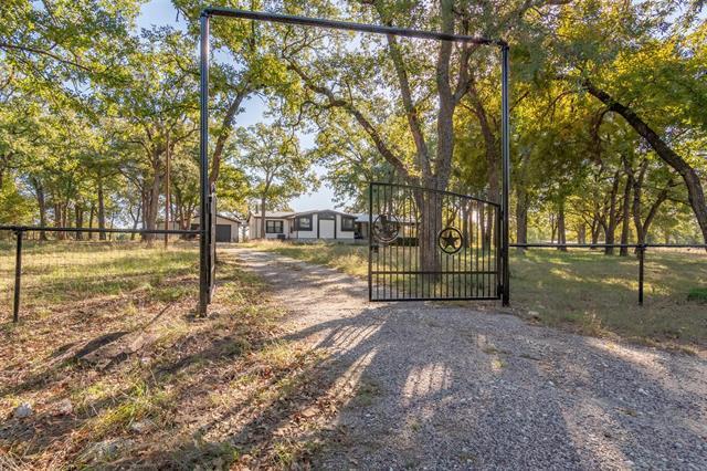 Foto del edificio - 781 Eastern Valley Ln