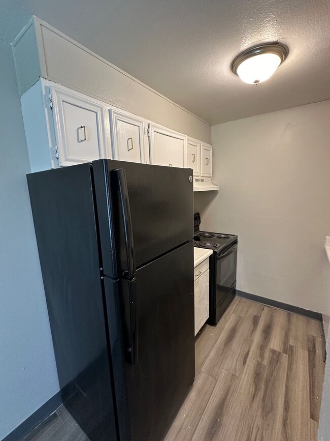Building Photo - Charming 2 Bedroom in Aurora.