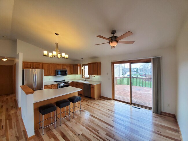Building Photo - 3578 Ironwood Ln