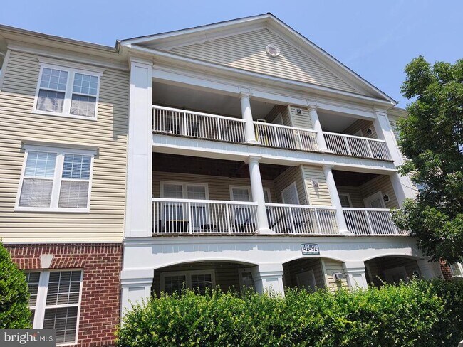 Foto del edificio - 42492 Mayflower Terrace