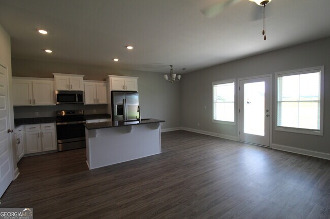 Building Photo - 514 Doyle Ln