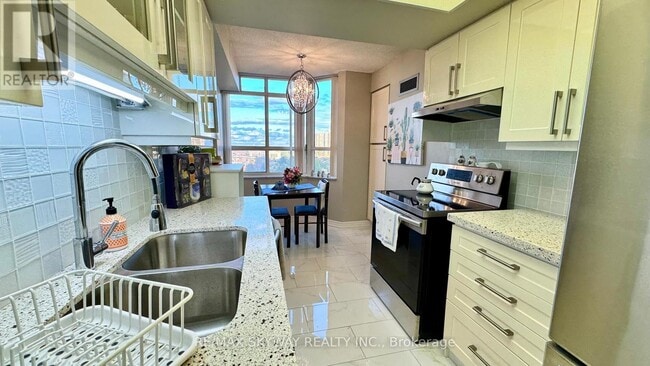 Photo du bâtiment - 30 Malta Ave.