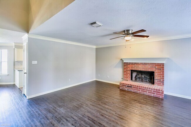 Building Photo - 4 br, 2.5 bath House - 25810 Mill Pond Ln