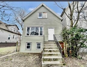 Building Photo - 2955 E 80th Pl