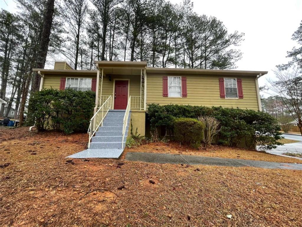 Primary Photo - 2596 Woodland Dr NW
