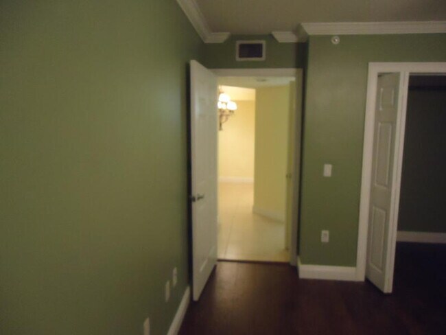 Foto del edificio - 4280 San Marino Blvd
