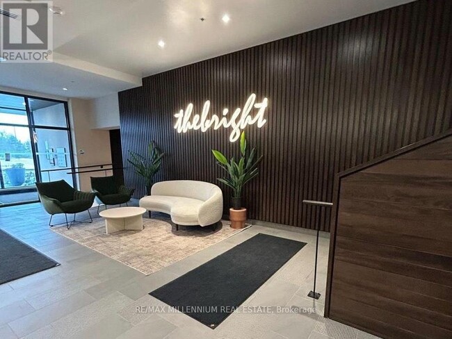 Building Photo - 741 King St W